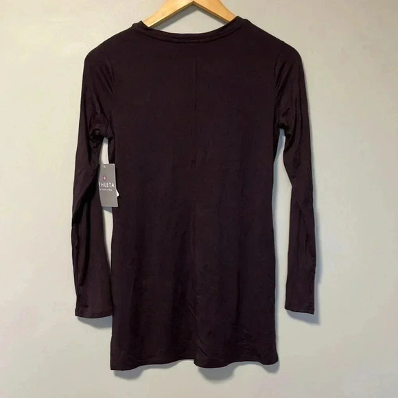 NWT Athleta long and lean wira eggplant purple  tee - Picture 8 of 8